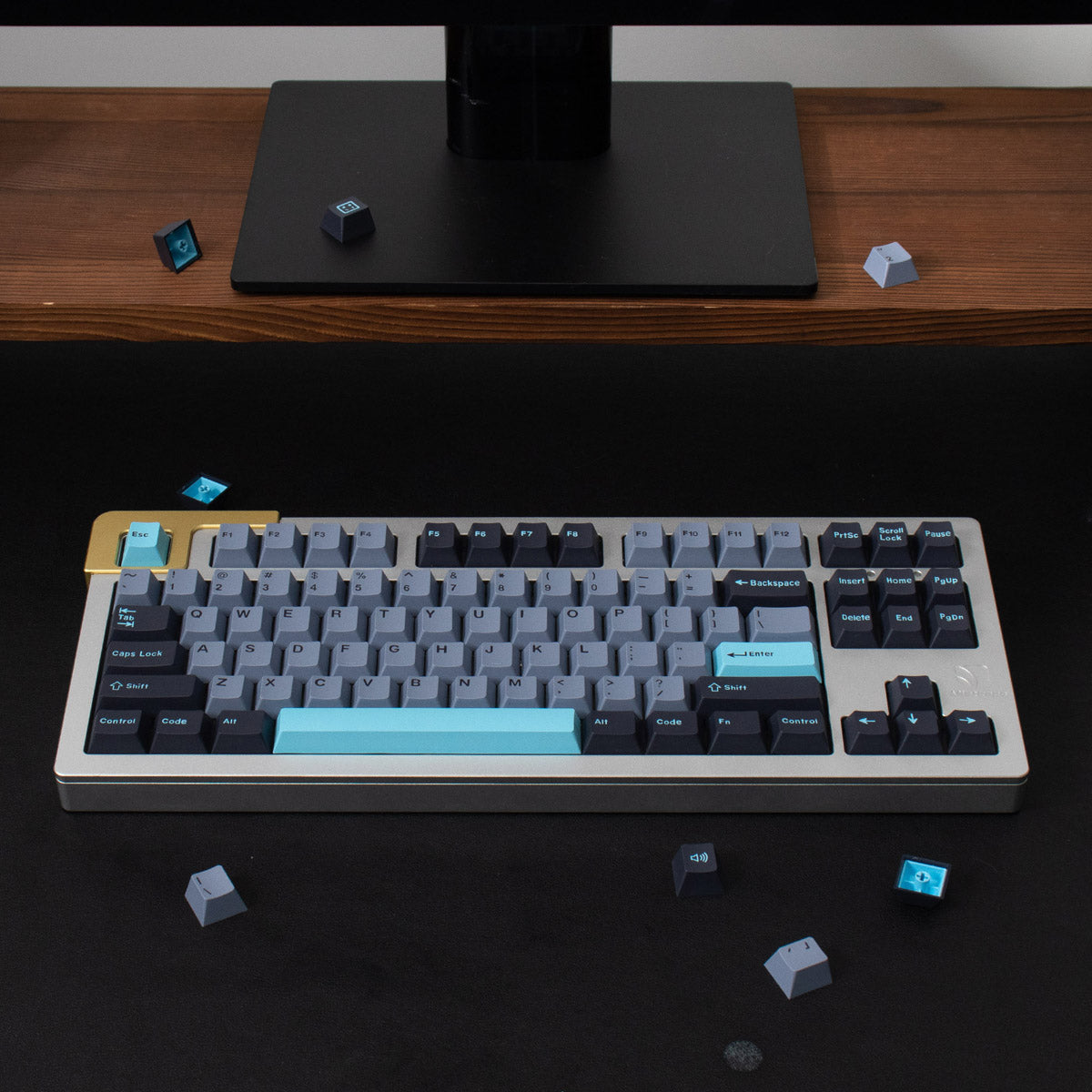 80082 Keycap double shot with small spacebar keycap